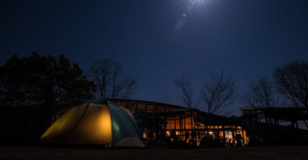 MotoGP Hello Woods Premium Camp