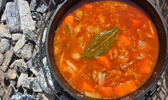 Under the slightly chilly autumn sky, savoring warm borscht
