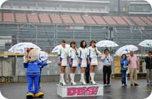 Photo Gallery on May 16, 2015 (Sat)