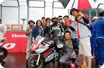 Photo Gallery on May 16, 2015 (Sat)