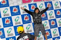 Photo Gallery on May 16, 2015 (Sat)