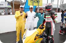 Photo Gallery on May 16, 2015 (Sat)