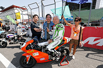 Photo Gallery on May 7, 2016 (Sat)