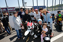 Photo Gallery on May 8, 2016 (Sun)