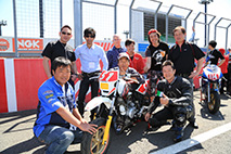 Photo Gallery on May 8, 2016 (Sun)