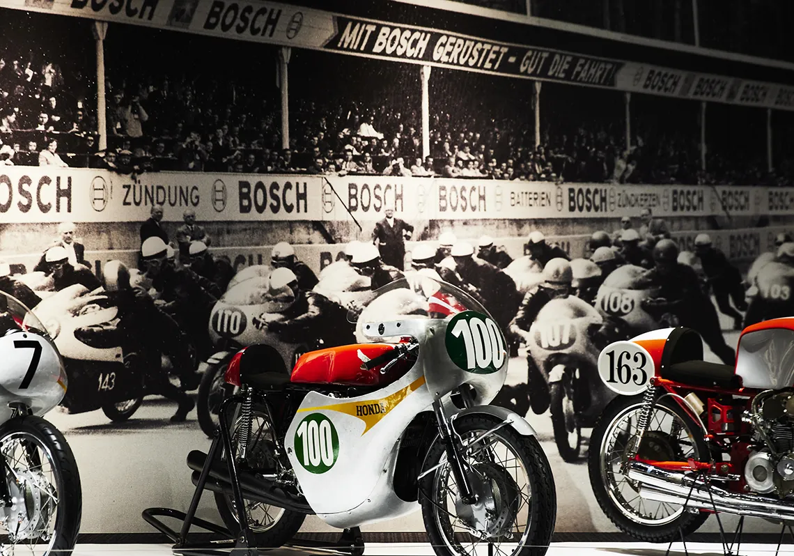 16-23 ZERO Yen Pass Exclusive MotoGP™ Exclusive Honda Collection Hall Special Guided Tour
