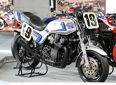 Working Vehicle Circuit Run & Honda Collection Hall Demonstration Run