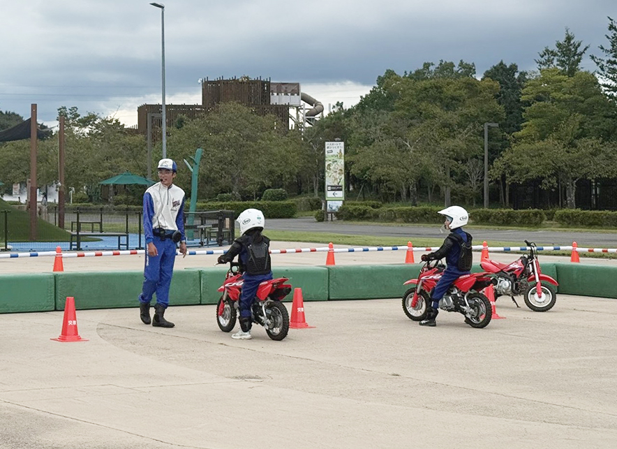 Traffic Education Center Presents ~Let's Ride Engine-Powered Bikes~