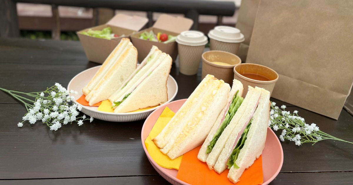 朝食