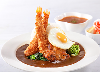 レストランやカフェでランチ
