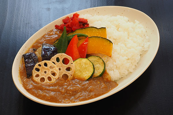 里山の色どり野菜カレー