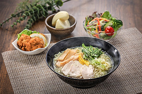餐飲